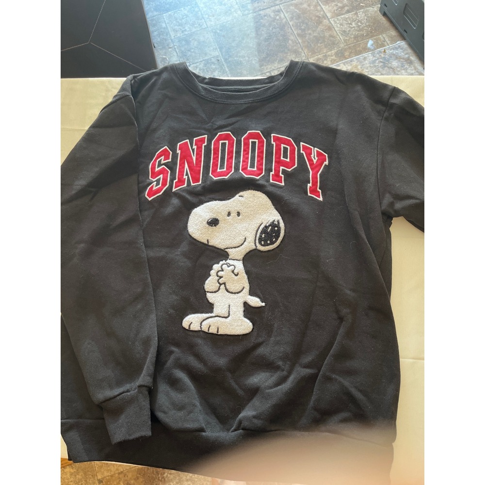 Peanuts Snoopy Graphic Sweatshirt Black Chenille Patch Pullover Kids Size M 8-10